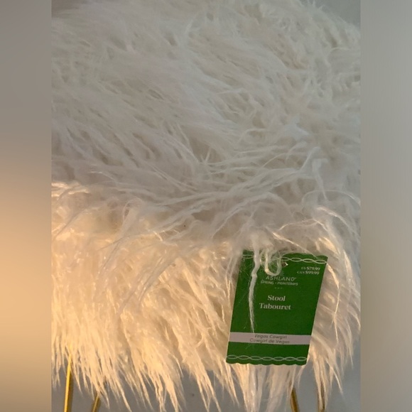 NWT Ashland Fux Fur 4 Legged Stool Gold Colored with White Fur Top - Picture 11 of 13